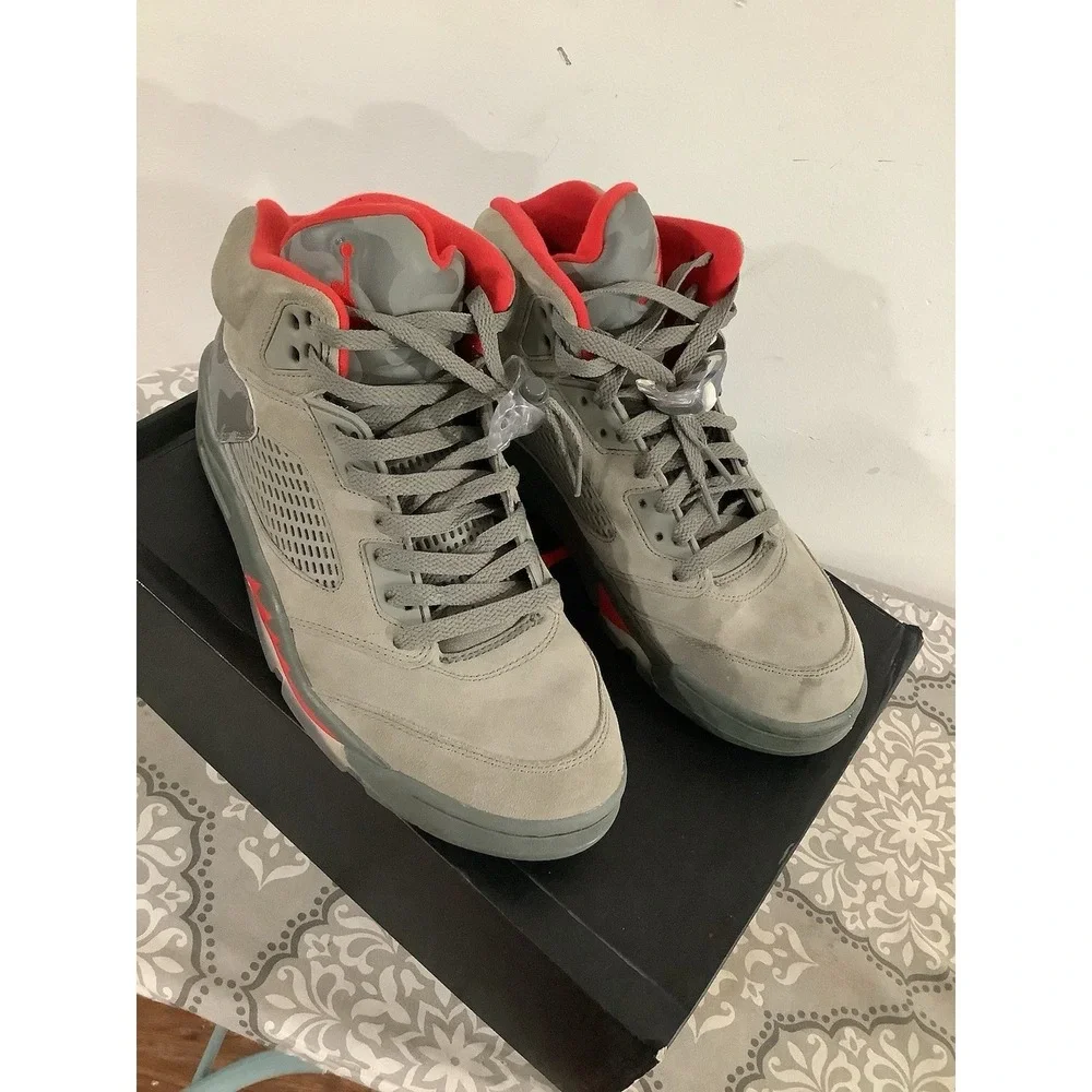 Jordan 5 Retro Camo 2017 136027-051 mens size 9